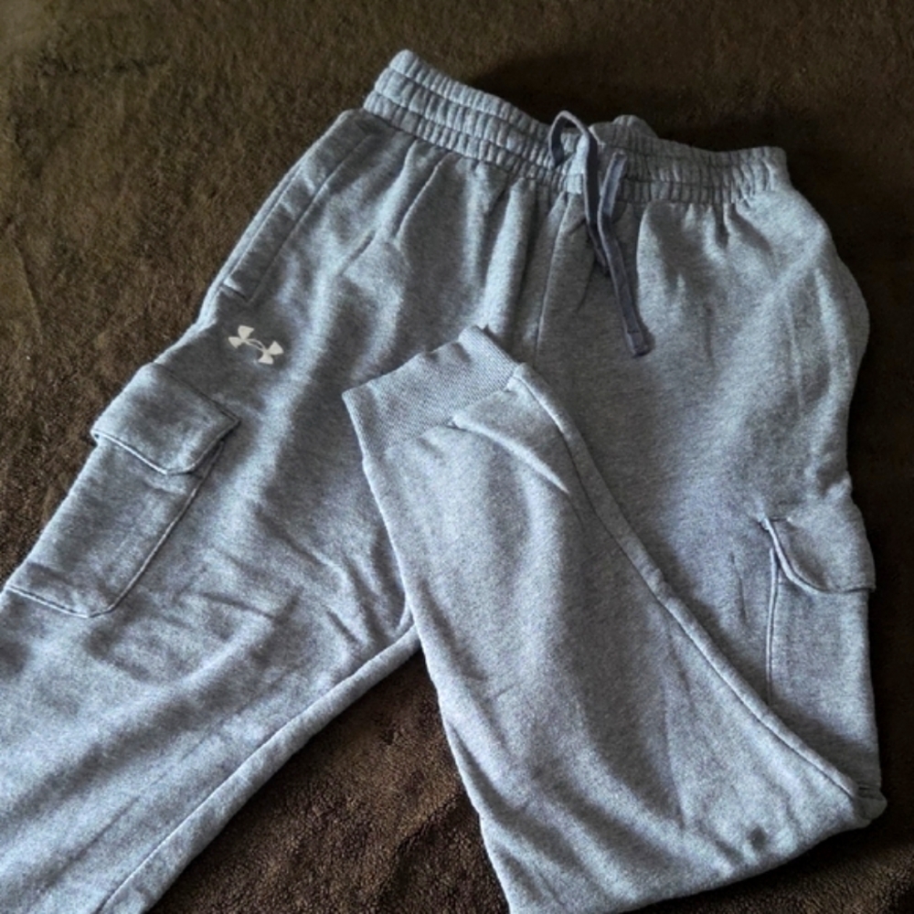 Under Armour Heather Gray Cargo Joggers
